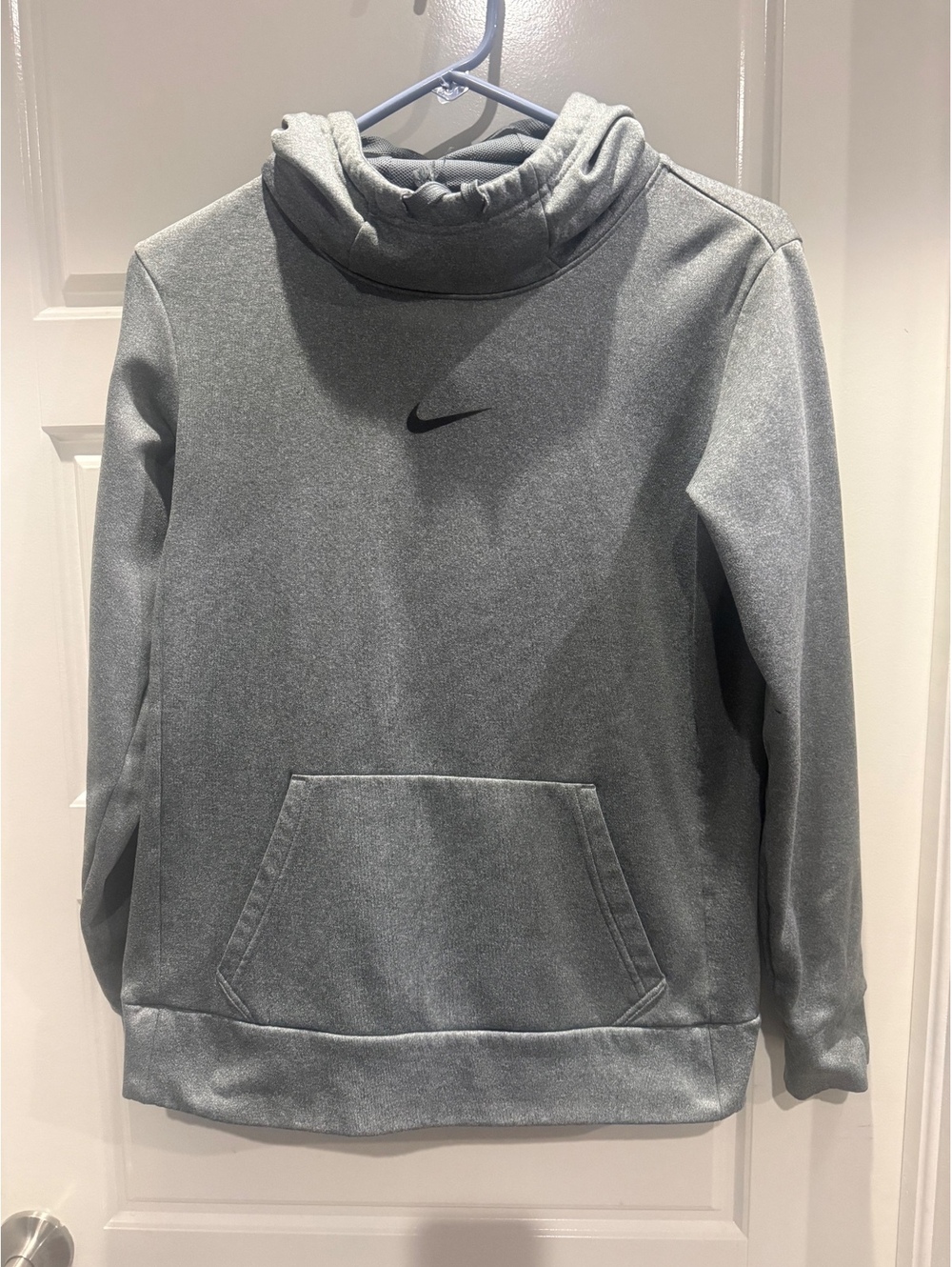Nike Dri-FIT Gray Hoodie Sweatshirt Size Small